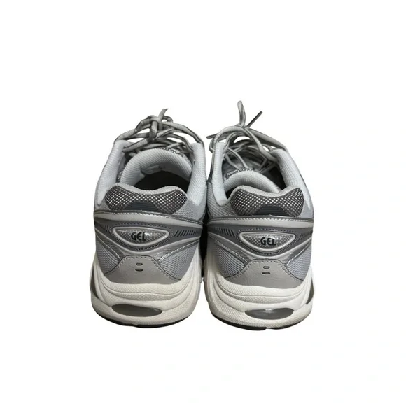 ASICS - Picture 3 of 5